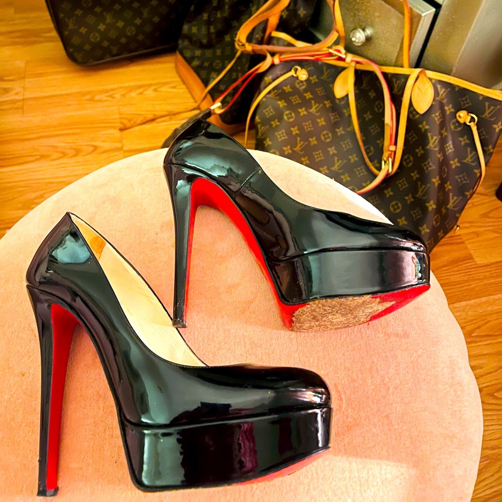Cl shoes 👠 Bianca style